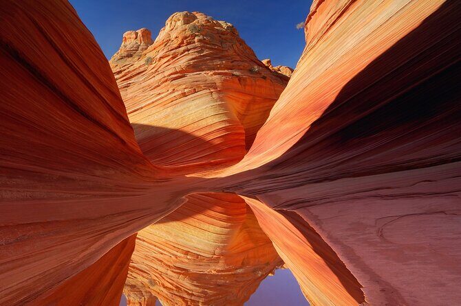 Antelope Canyon and Horseshoe Bend Day Tour from Las Vegas - Key Points