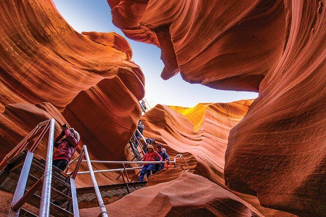 Antelope Canyon and Horseshoe Bend Day Tour from Sedona - Key Points
