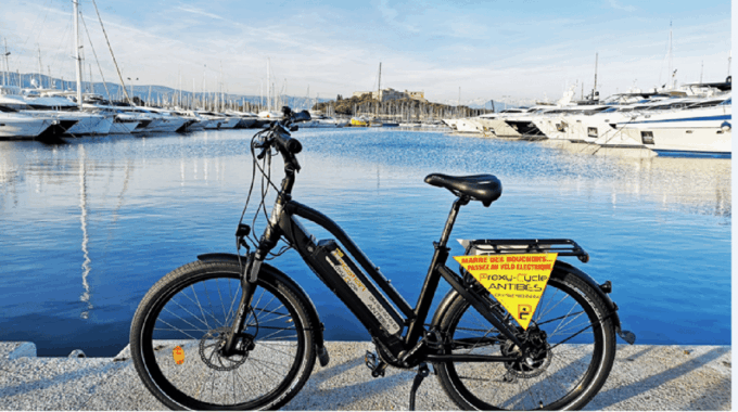 Antibes: Electric Bike Tour - Exploring Antibes Old Town