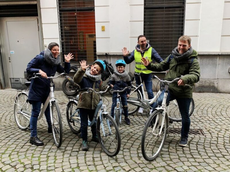 Antwerp: City Highlights Guided Bike Tour - Who Should Consider This Tour?