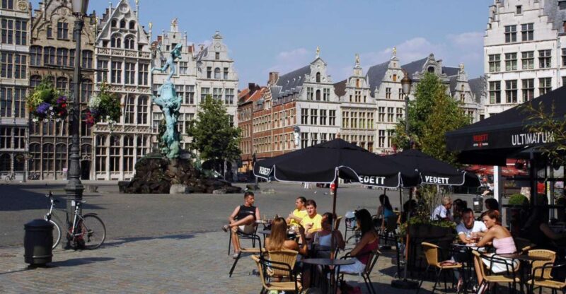 Antwerp: Private 3-Hour Historical Sightseeing Walking Tour - A Closer Look at the Tour Itinerary