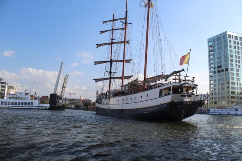 Antwerp: Private Old Harbour Boat Tour Incl. Drinks & Snacks - Who Will Love This Experience?