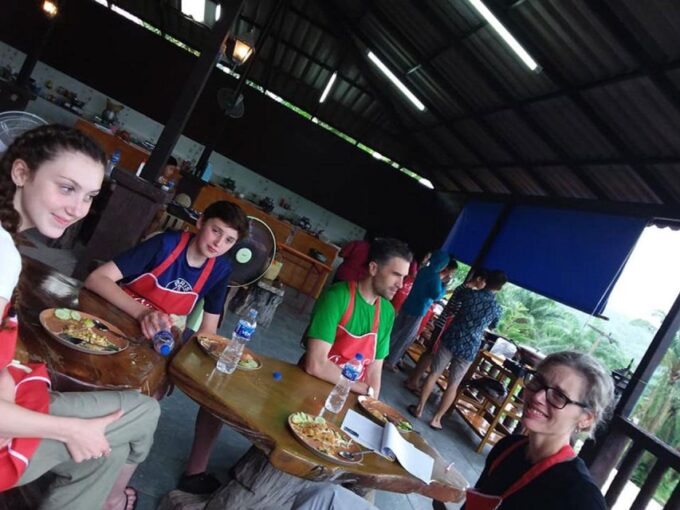 Ao Nang: Half-Day Thai Cooking Class Krabi Province - Customer Feedback