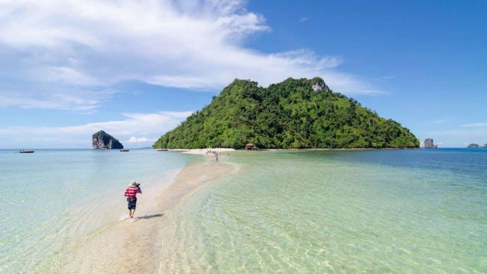 Aonang: Sunset at 7 Islands, BBQ, Plankton, Snorkeling - Hotel Pickup and Boat Crew