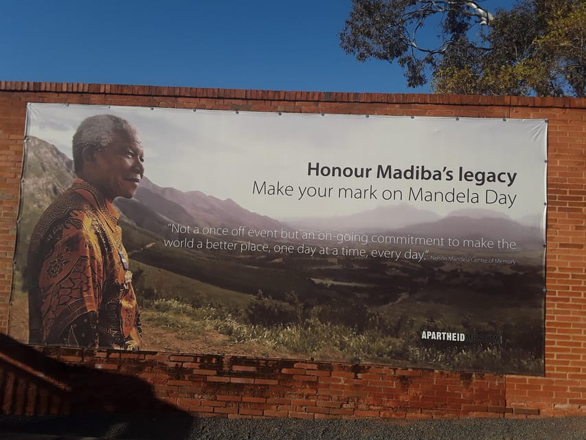 Apartheid museum and Soweto. 5 hours Private tour. - Key Points