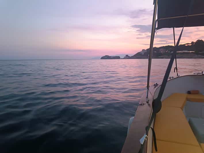 Aperitif at Sunset With Bathroom in Posillipo - Key Points