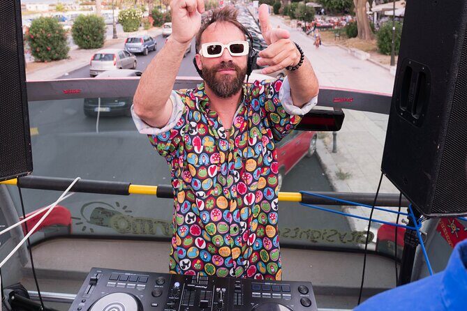 Aperitif on a bus tour around the city of Palermo - Practical Details and Considerations