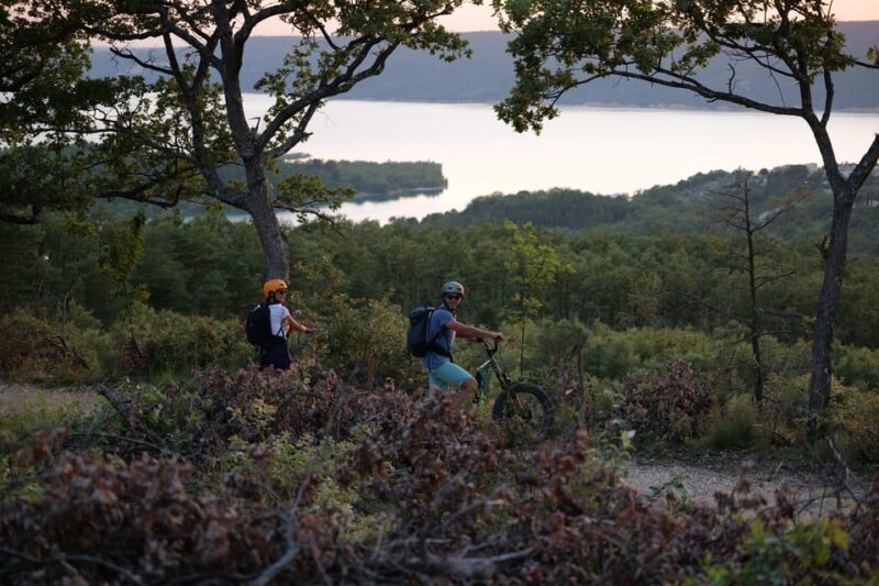 Apero Sunset Over the Lake: Guided Electric Scooter Rides - Additional Activities in the Area