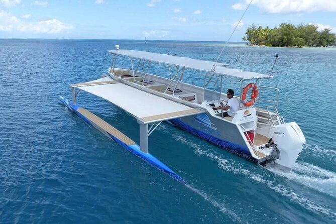 Apetahi day trip around Raiatea on a modern outrigger canoe - An In-Depth Look at the Raiatea Outrigger Canoe Tour