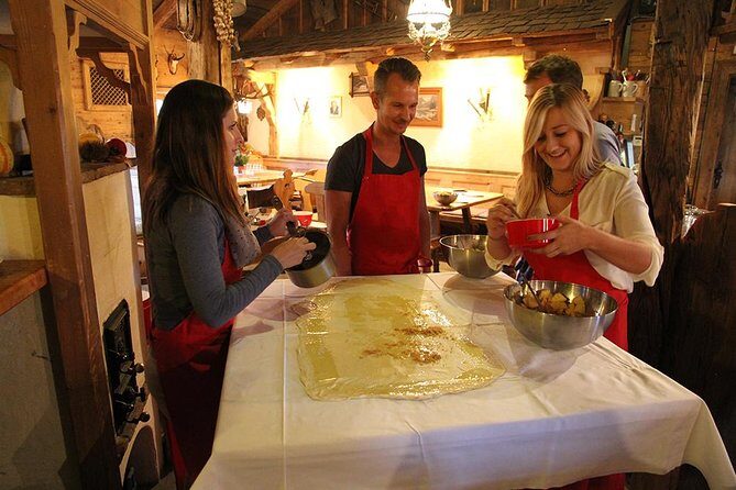 Apple Strudel & Prezel Cooking Class incl. Dinner & Music - Final Thoughts