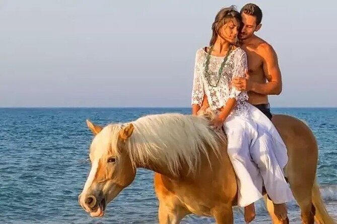 Aqua Fun Tours Dunns Falls, River Tubing and Horse Back - Key Points