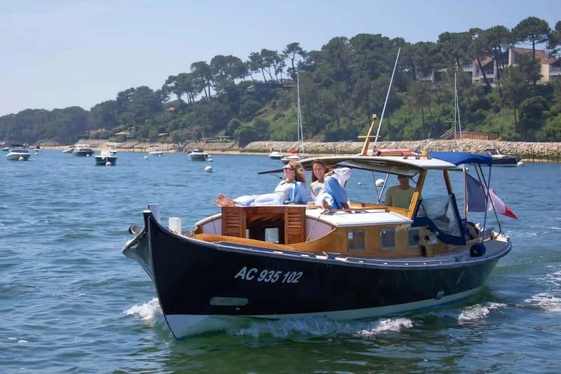 Arcachon: Discover the Bay on Board a Traditional Boat - An Introduction to the Experience