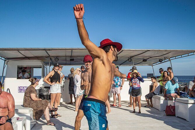 Arch Tour with Snorkeling and Food I Snorkel Fun - FAQ