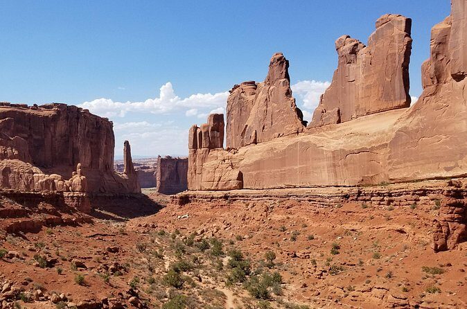 Arches National Park by Van Tour - Comparing Value and Experience