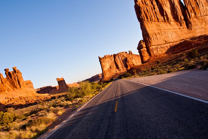 Arches National Park Morning Tour - Why Choose Moab Adventure Center