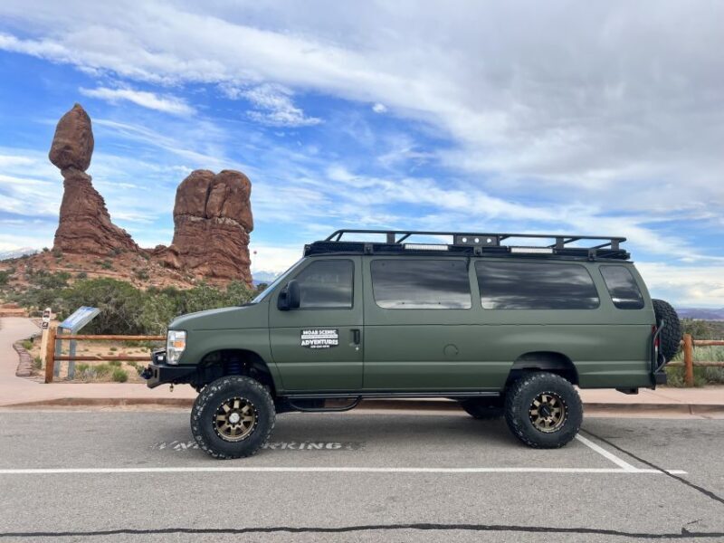Arches National Park: Sunset Pavement Van Tour - What Makes the Sunset Pavement Van Tour Stand Out