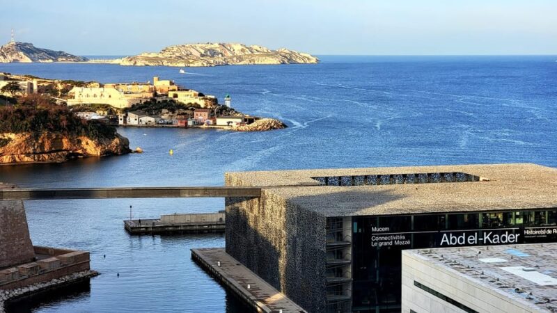 Architectural Tour of The Old Port & Le Panier - Inclusions