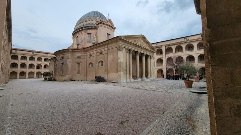 Architectural Tour of The Old Port & Le Panier - Participant Information