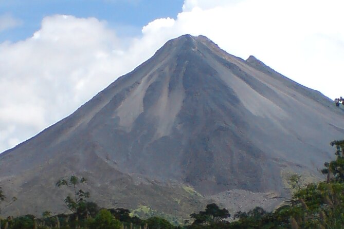 Arenal Volcano And La Fortuna Waterfall Tour - Health and Safety Considerations