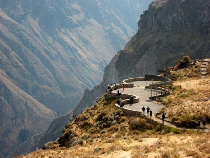 Arequipa: Colca Canyon Excursion + Chacapi Thermal Baths - Important Travel Tips