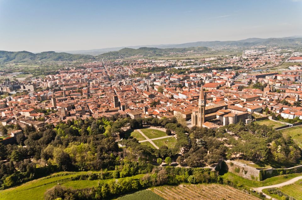 Arezzo: Guided Walking Tour With Basilica of San Francesco - History and Architecture