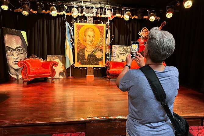 Argentine Women Bike Tour - Exploring the Citys Neighborhoods