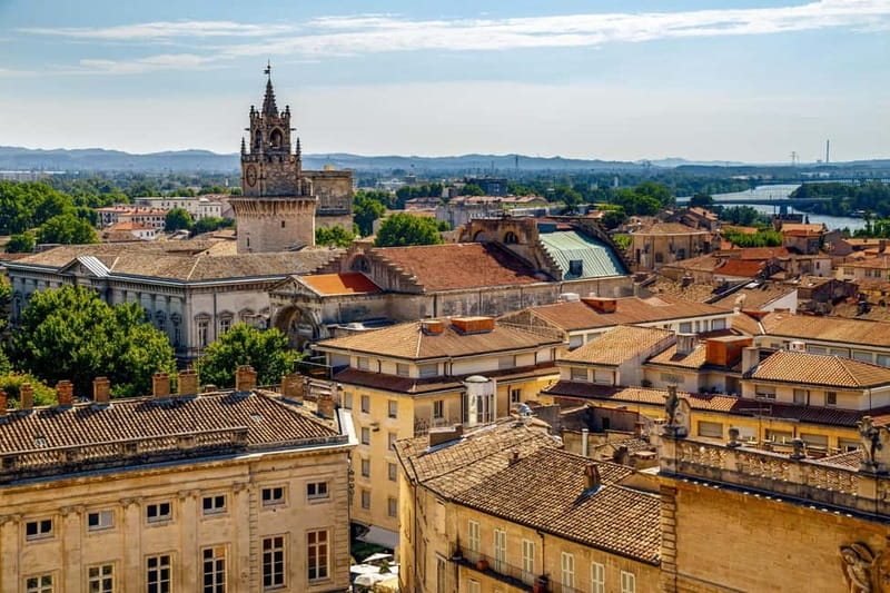 Arles: Express Walk with a Local - Key Points