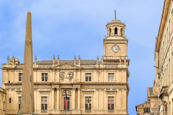 Arles: Private Guide Tour - Explore History & Culture - Booking and Itinerary Details