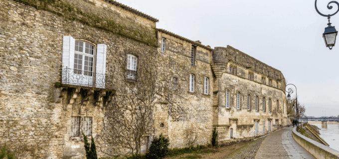 Arles Vincent Van Gogh Walking Tour With an APP - Booking and Cancellation Policies