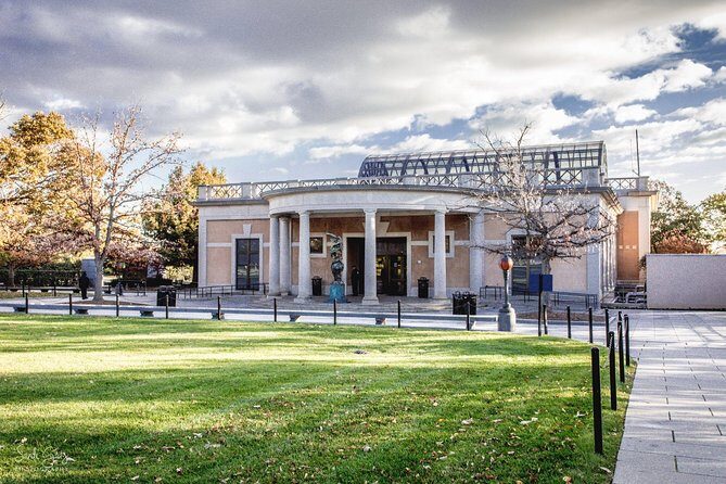 Arlington National Cemetery Hop-On Hop-Off Tour - Frequently Asked Questions