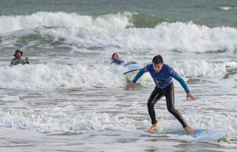 Armação de Pêra: 1:30-hour Surf Lesson for Beginners - Key Points