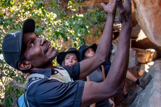 Arnhem Land Yingana Injalak Hill Full Day Tour from Darwin - Practical Considerations