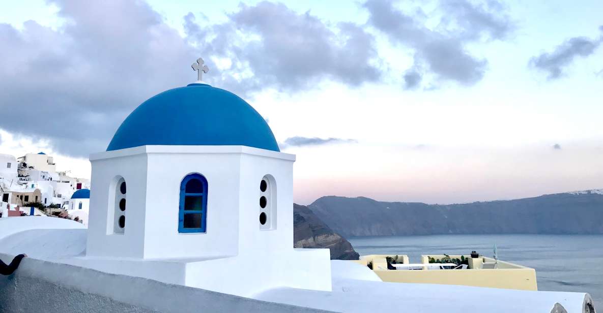 Around Santorini: Island Tour & Oia town - Transport & Group Details