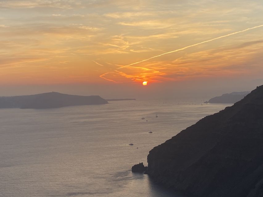 Around Santorini: Island Tour & Oia town - Frequently Asked Questions