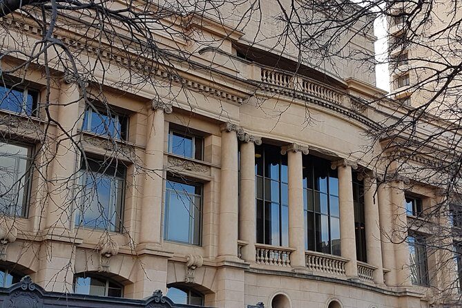 Around the Square Adelaide Walking Tour - FAQs