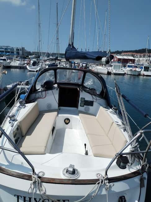 Arousa Estuary: Exclusive sailing routes - Exploring Galicia’s Coastal Wonder: The Experience in Detail
