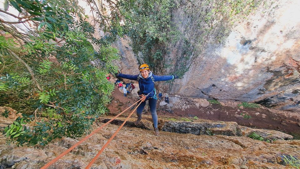 Arrábida: Arrábida Adventure Circuit Tour - Rope Climbing Technique