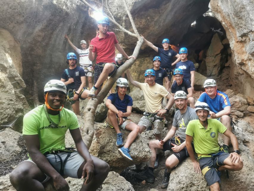 Arrábida: Guided Caving Experience + Rappelling - Activity Description