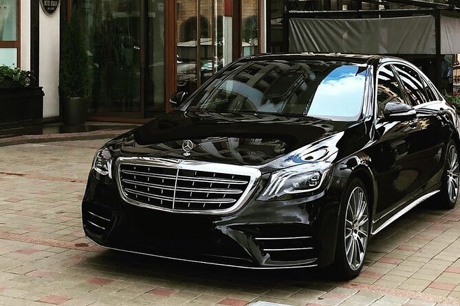 Arrival Private Transfer: Airport SFO to San Francisco in Luxury Car - About Your Stay