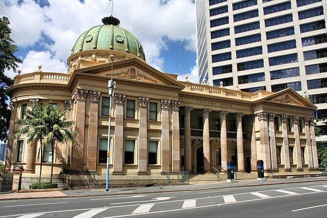 Arrival Private Transfer: Brisbane Airport BNE to Brisbane in Luxury Van - FAQ