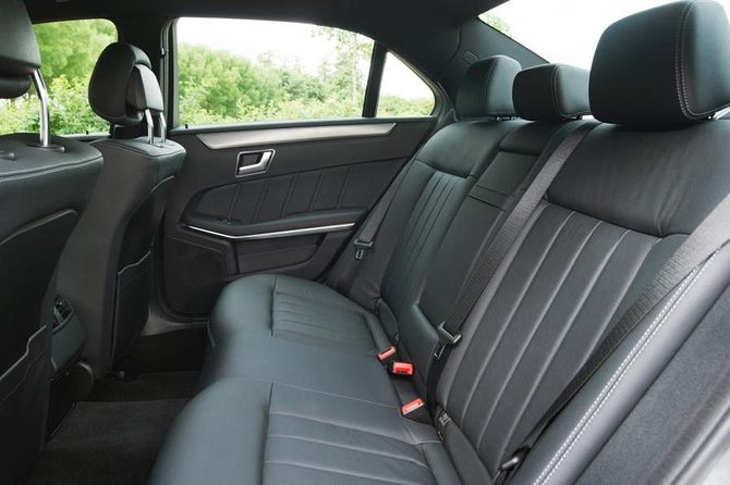 Arrival Private Transfer by Business Car From MAD Airport to MADrid - Good To Know