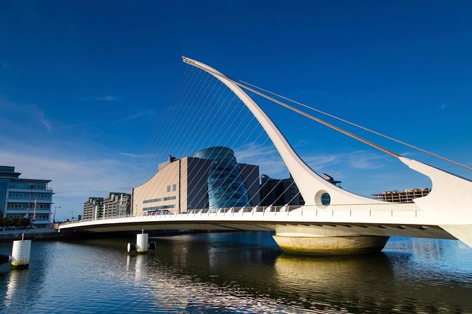 Arrival Transfer: Dublin Airport DUB to Dublin in Business Car - Lowest Price Guarantee Available