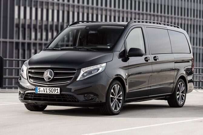 Arrival Transfer from Bari BRI Airport to Bari or Brindisi City - Key Points