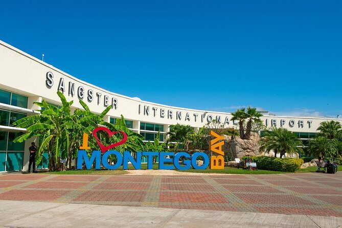 Arrival Transfer from Montego Bay Airport to Negril Hotels - How It Compares with Other Options