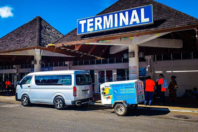 Arrival Transfer from the Airport in Port Vila to the Hotel - The Group Size and Comfort