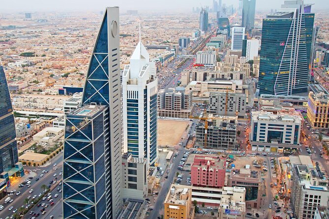 Arrival Transfer: Riyadh Airport RUH to Riyadh by Business Car - Pickup and Drop-off
