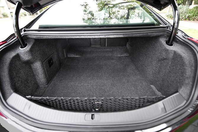 Arrival Transfer St. Louis Airport STL to St. Louis by Car or SUV - Transfer Duration and Conditions