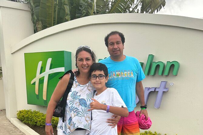 Arrive & Thrive: VIP Roundtrip Airport Transfer In Montego Bay - FAQ