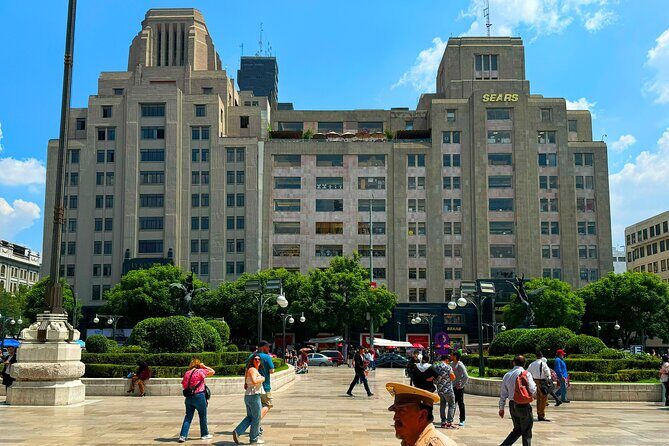 Art Déco in Mexico City - Small Groups - Who Should Take This Tour?