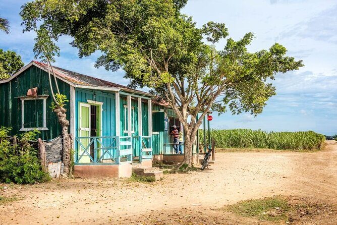 Arte, gastronomía, cultura bay Jhoraji : Higüey altos de chavón - Key Points